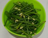 Foto langkah ke 1 dari resep #77. Tumis Bunga Bawang.