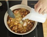 Foto langkah ke 4 dari resep Indomie Ayam Jamur Devina Hermawan.