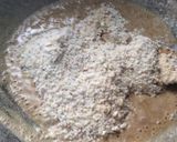A picture of step 3 of Walnut,water chestnuts (shingada) flour halwa.