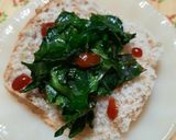 Foto del paso 6 de la receta: Achicoria salteada con salsa picante