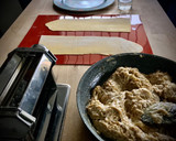 Foto del paso 5 de la receta: Tallarines frescos caseros con ricotta, cebolla caramelizada y trufa