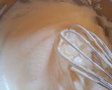 Foto langkah ke 4 dari resep Soft fluffy pancake, takaran sendok.