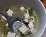 Foto langkah ke 8 dari resep Sup tahu jepang ala hokben/happy bee resto.