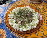Une image de l'étape 13 de Salade de courgette, concombre, jambon blanc et feta.