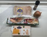 Foto del paso 1 de la receta: Hojaldre relleno de pollo, cebolla y cheddar
