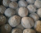Foto langkah ke 5 dari resep Bakso Ayam Menggunakan Daging Frozen.
