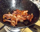 Foto del paso 3 de la receta Sartenada de patatas crocantes, bacon y huevos