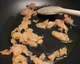 A picture of step 1 of Spaghetti with salmon, saffron and pistachio nuts.