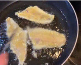 Foto del paso 4 de la receta: Bocadillo de pescado, pimientos y berenjena frita