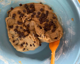 Foto del paso 4 de la receta: Galletitas con pepitas de chocolate (cookies)