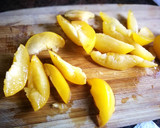 Foto del paso 2 de la receta: Postre de mozzarella y ciruela amarilla