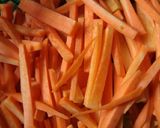 Foto langkah ke 1 dari resep Tumis brokoli dan wortel.