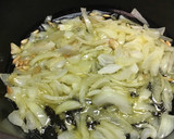 Foto del paso 1 de la receta: Higaditos de pollo en salsa con patatas en cocotte