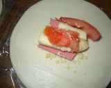 Foto del paso 4 de la receta: Empanadas salchicha, queso y tomate