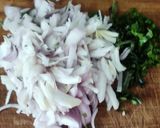 A picture of step 2 of Crispy fritters onion samosa.
