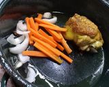 Foto del paso 4 de la receta: Pollo con zanahorias y cebollas