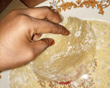 A picture of step 3 of Spring roll.