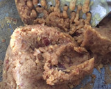 A picture of step 5 of Dates and moong dal halwa.