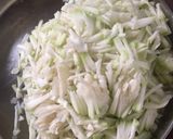 A picture of step 1 of Bengali Lau Chingri / Prawn Bottle Gourd Curry.
