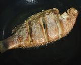 Hình bước làm 2 của món Cá chiên xù