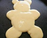 A picture of step 2 of Teddy Pan Cake.