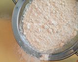 Foto langkah ke 4 dari resep Cupcake Lembut, Kokoh tanpa Emulsifier.