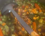 Foto langkah ke 4 dari resep Sayur Asem Asem Daging Sapi.