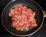 Foto del paso 2 de la receta: Tortillitas de fogonero y palitos de cangrejo con salsa rosa