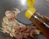 Foto langkah ke 2 dari resep Udang Asam Tomat.
