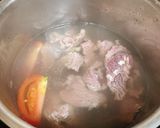 Hình bước làm 2 của món Canh Chua Thịt Bò