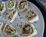 Une image de l'étape 2 de Wraps apéritifs au saumon.