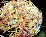 আলু দিয়ে মুরগির মাংসের ঝোল (aloo diye murgir mangsher jhol recipe in Bengali) রেসিপি ধাপ - 3 ছবি