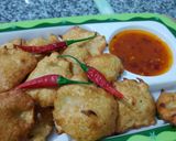 A picture of step 5 of Besan Pakoda.