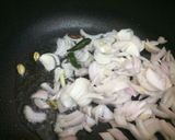 A picture of step 3 of Kadala curry.