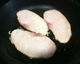 Foto del paso 1 de la receta Jamón cocido a la plancha con juevos fritos y ensalada