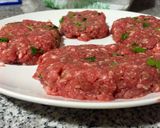 Foto del paso 3 de la receta: Hamburguesas con ajo y perejil
