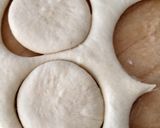 A picture of step 3 of Mini Pizzas with Unrefreshed Sourdough Starter.