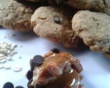 Foto del paso 5 de la receta: Cookies de dulce de leche, avena y chips de chocolate