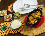 A picture of step 8 of Typical Bong Lunch with Rohu Fish Curry with Cauliflowers & Potatoes 🥔.