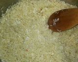 Foto del paso 1 de la receta Arroz encebollado con panceta y champiñones