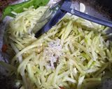 Foto langkah ke 3 dari resep Tumis Labu Siam Tahu.