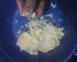 Foto langkah ke 1 dari resep Kukis kelapa teflon (4 bahan simlpe).