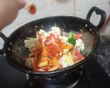 A picture of step 3 of Masaledar Gobhi Mix Veg.