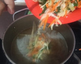 Foto del paso 12 de la receta: Sopa de fideos cantonesa
