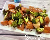 A picture of step 5 of Air Fryer Broccoli and Red Pears Roast.