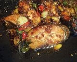 Foto langkah ke 8 dari resep Ikan Tenggiri Bumbu Kecap.