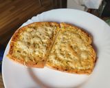 Fokhagymás sajtos bagett/kenyér recept fázis 5 fotója