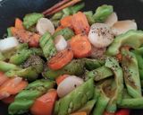 A picture of step 3 of Vegetarian Braised Vegetables.