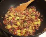 Foto del paso 3 de la receta: Tarta de verduras, carne y queso. (Base de Repollo)