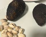 Foto del paso 1 de la receta: Cena fría de fiambre de pavo, con aguacate y pistachos !!